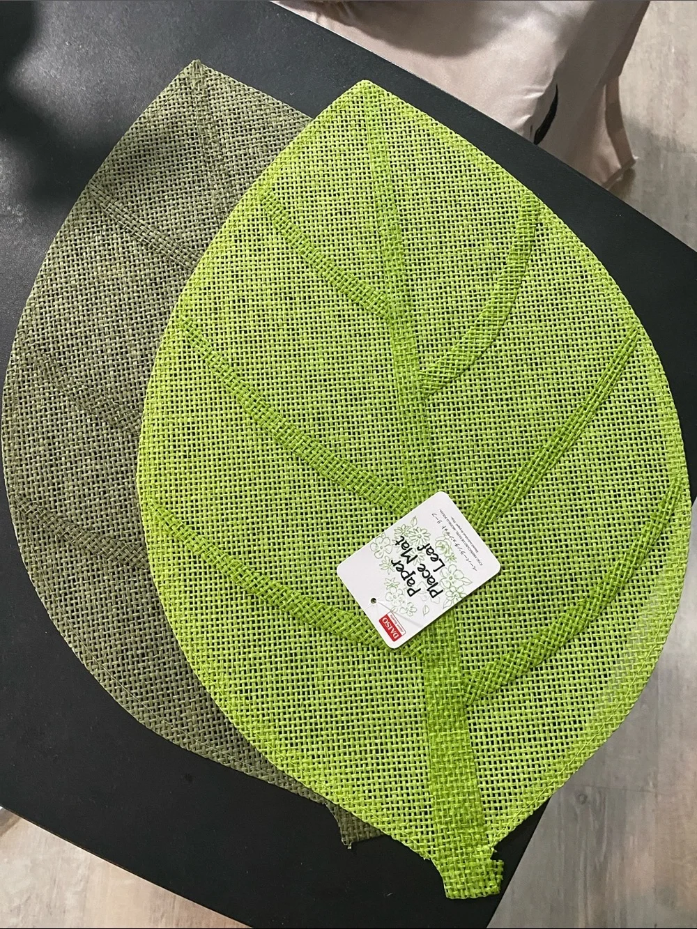 Leaf-Shaped Placemats Set in Bright Lime and Olive Qty: 19